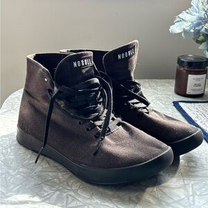 NO BULL - women’s 9 - canvas high top trainers